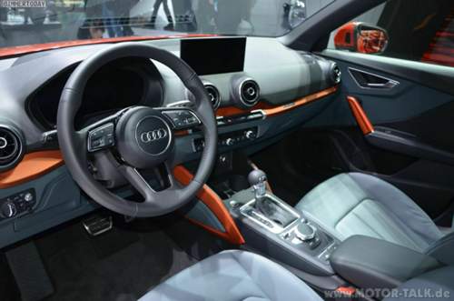 Audi-q2-tdi-quattro-interieur-2016-suv-genf-autosalon-live-01