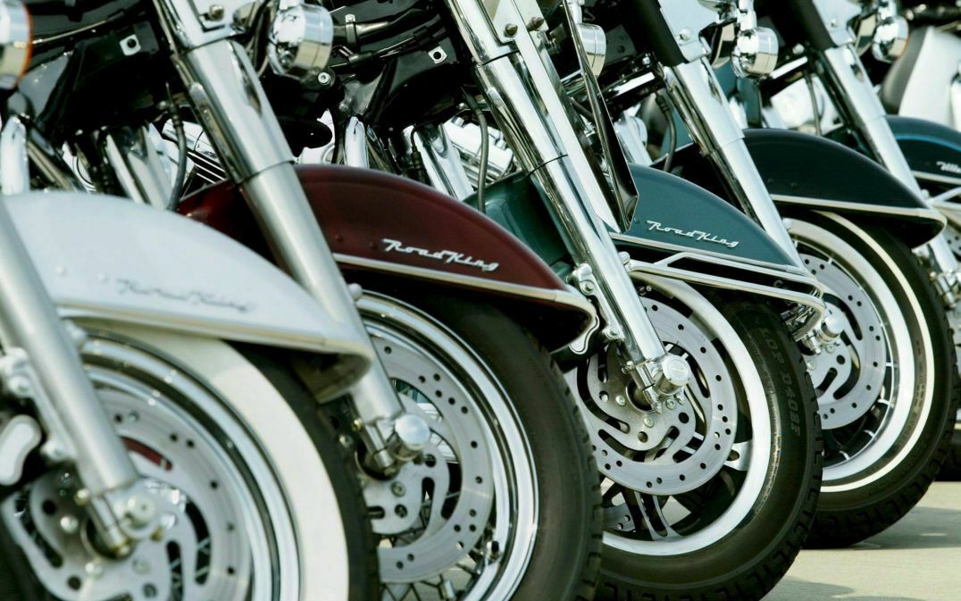 Motorräder unterliegen einem niedrigeren Wertverlust als Pkw. Besonders teuer: Harley-Davidson.