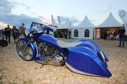Ein Custom-Bike mit Tablet-PC