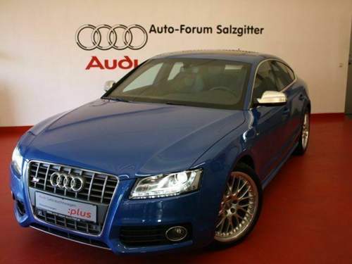 Audi-s5sportback30tfsiquattros-2
