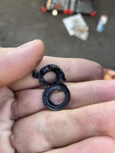 Dichtung Injectorkopf in Motorblock