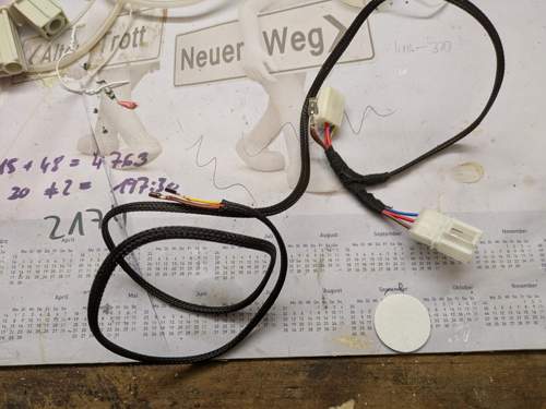 Kabelbaum Zwischenstecker 12V Dose