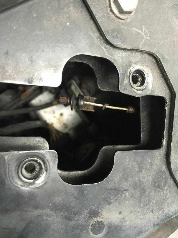 Haubenzug Motorhaube defekt