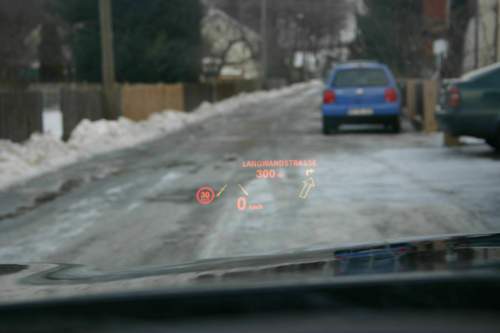 BMW 730d HUD