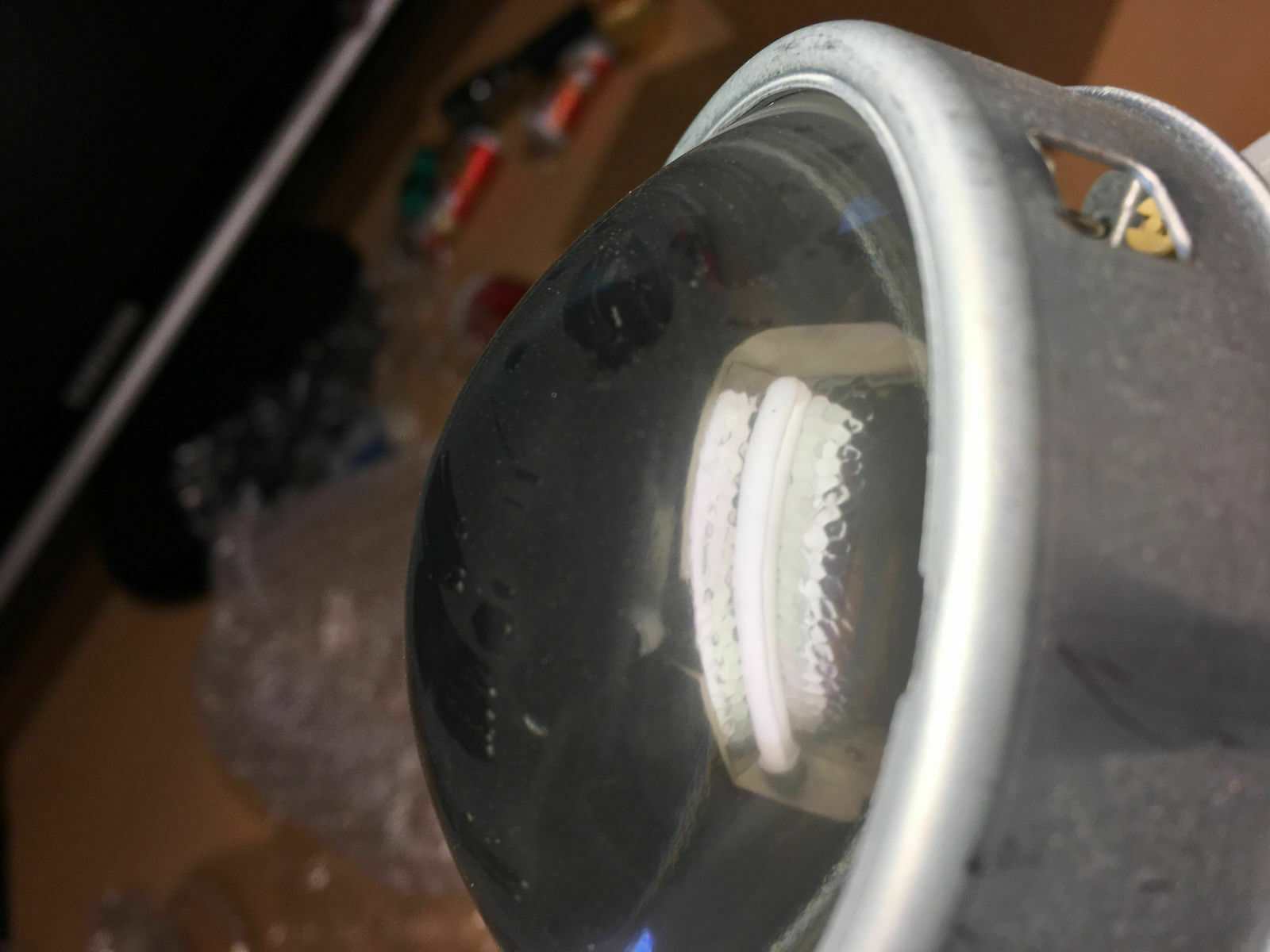 Hella EvoX-R Bi-Xenon Projektoren von Retrofitlab im originalen A6 4F VFL Scheinwerfer