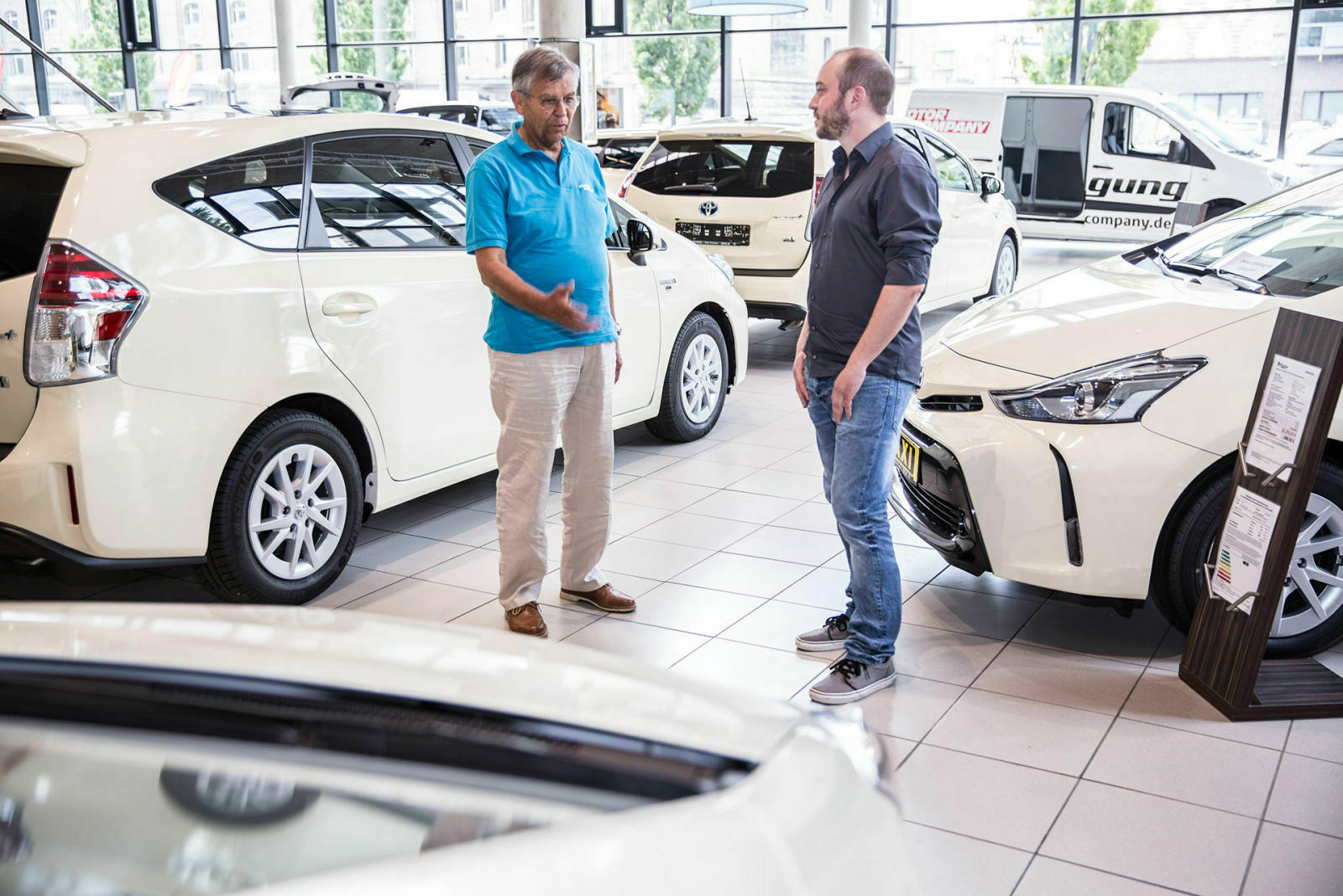 Herr Slupinski, wo kommen die Toyota-Taxis her?