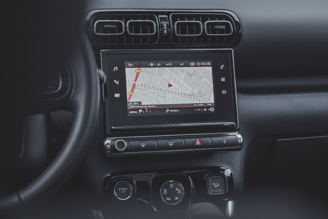 Citroën montiert im getesteten C3 Aircross ein großes Drehrad für den Schlechtwege-Assistenten "Grip Control"