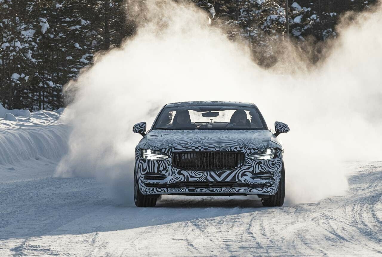 Im rein elektrischen Modus wird der Polestar 1 zum Hecktriebler mit 218 PS und reichlich Drehmoment