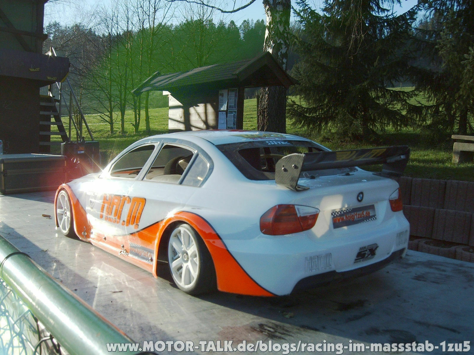 Hier ein paar Bilder von verschiedenen Modellcar-Race-Events