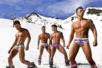 Unterhosen-4herren-im-schnee-dw-lifestyle
