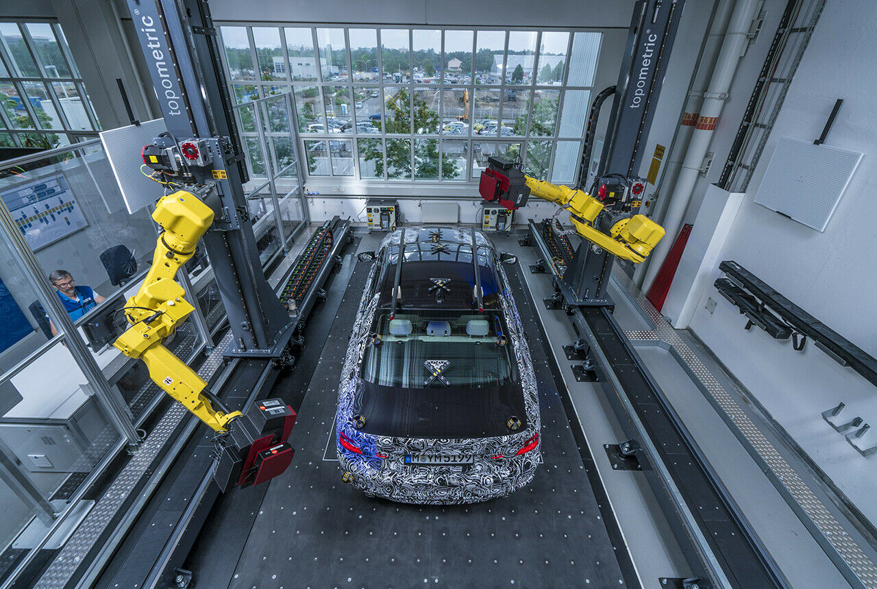 Der neue 5er BMW: MOTOR-TALK konnte in München einen Blick auf einen Erlkönig werfen