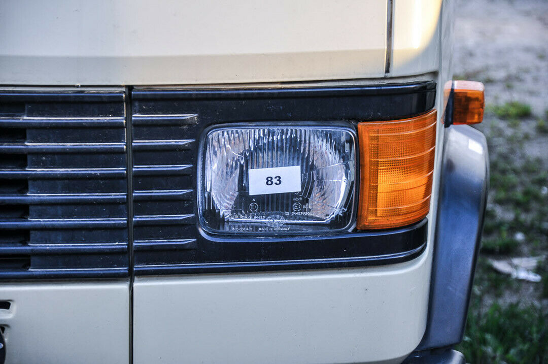 Nur eine Nummer: Hier geht es nicht um Wünsche und Gefühle, sondern um Geld und Autos