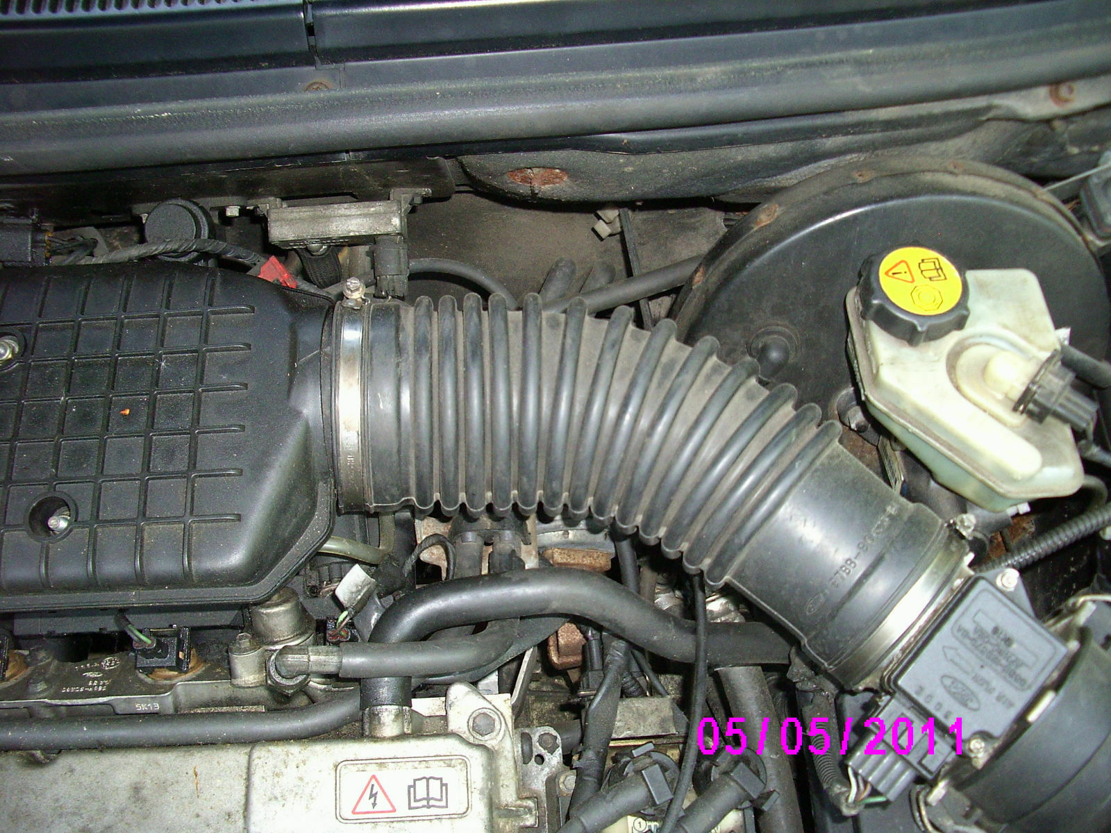 Hilfe Mondeo Qualmt beim Starten..!