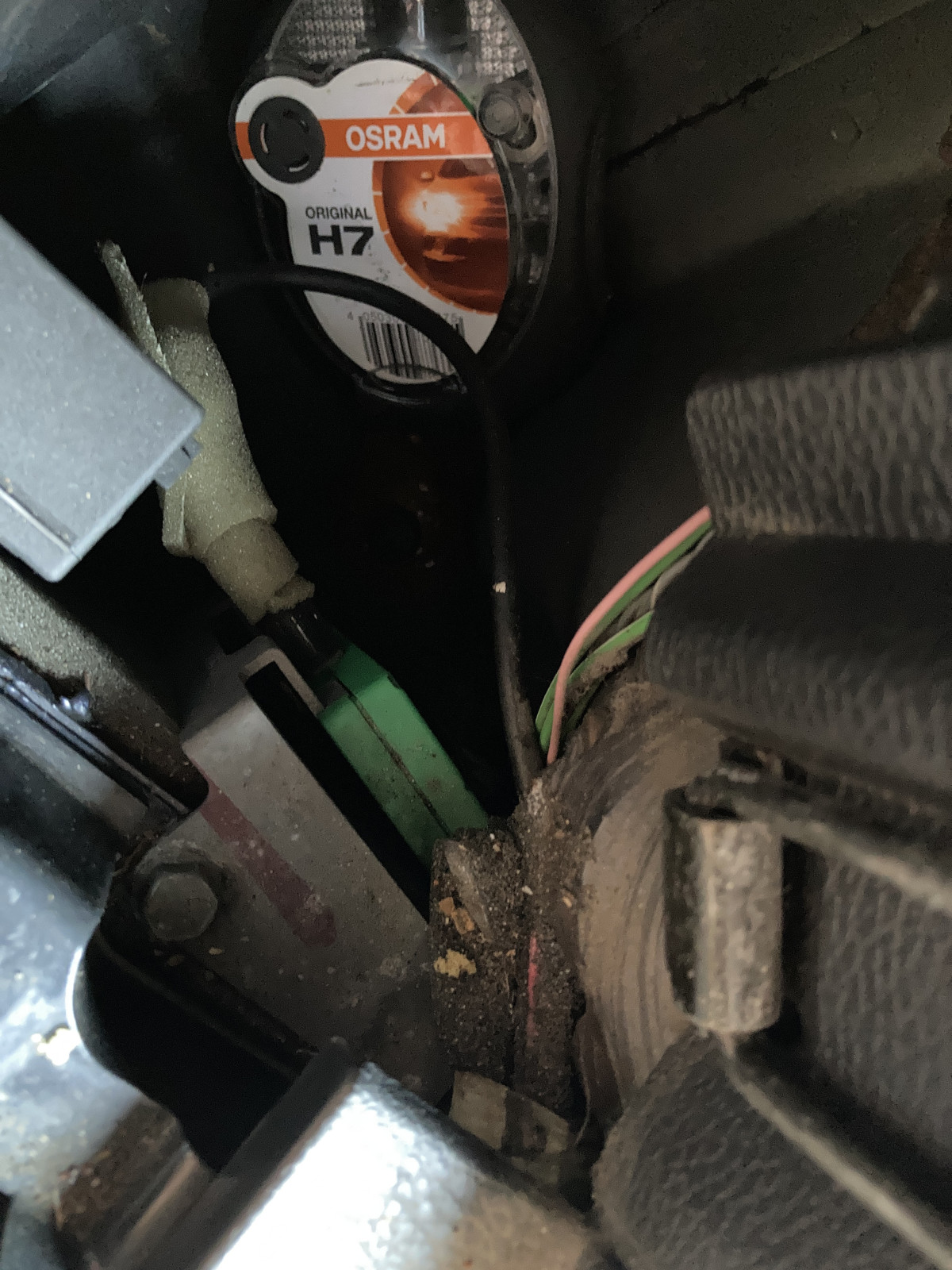 Hilfe zu Markenfremde Subwoofer + Endstufe in V70