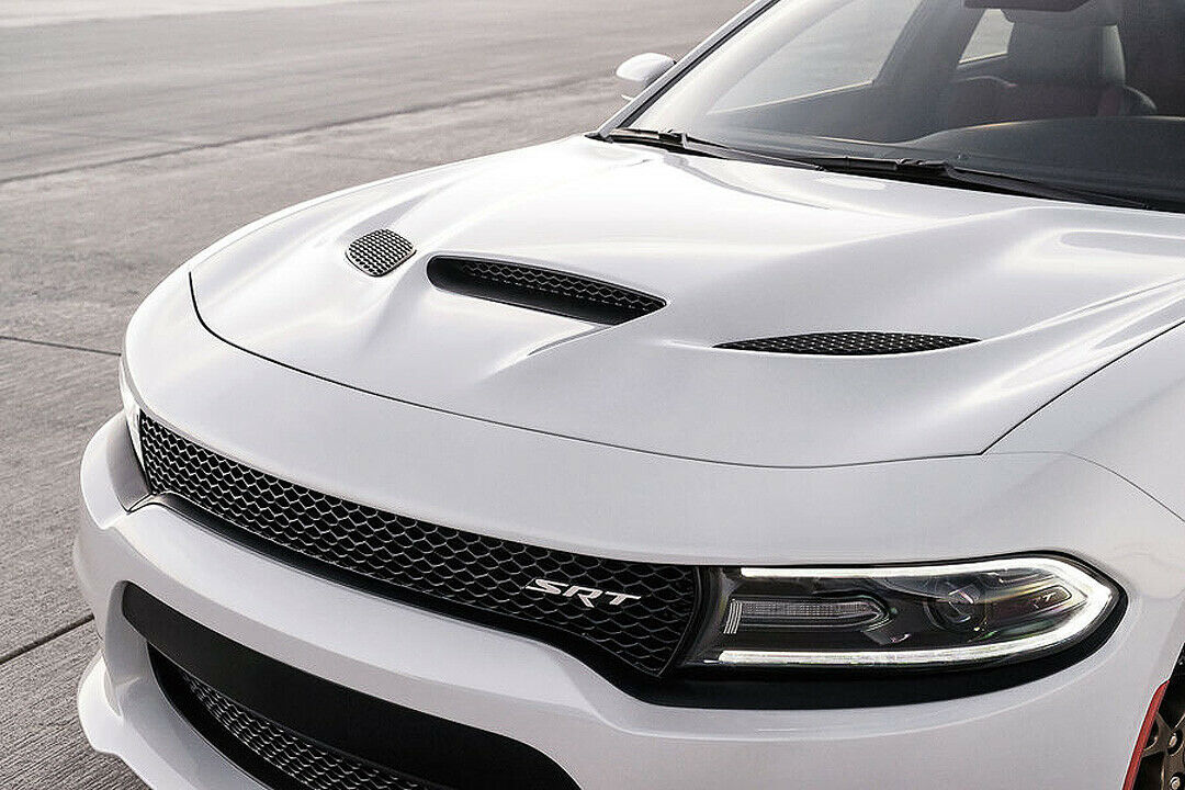 Viel Luft für viel Motor: Unter der Haube sitzt ein 6,2-Liter-Kompressor-V8 mit 707 US-PS