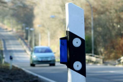 Versuche, Tiere mit Reflektoren von der Straße fernzuhalten, erwiesen sich als nicht wirksam