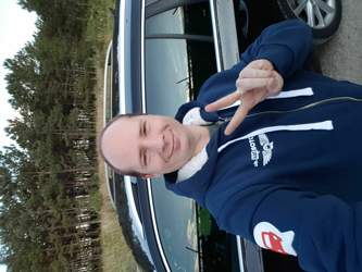 Kapuzenpullover