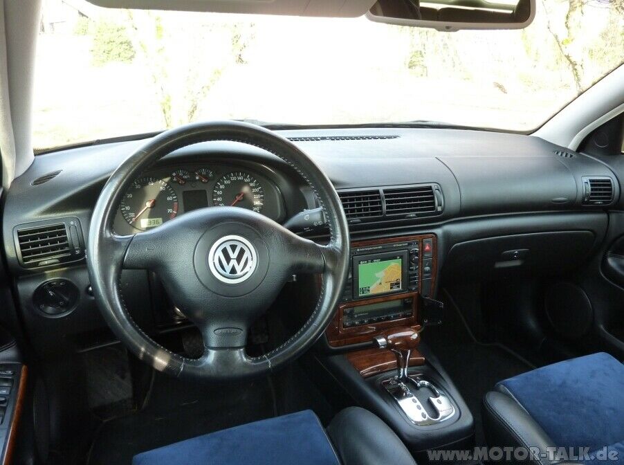 Holzdekor nicht auf der Mittelkonsole - Fremdhersteller oder später von VW?