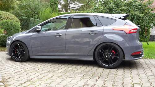 Ford Focus MK3 ST Facelift 002.jpg