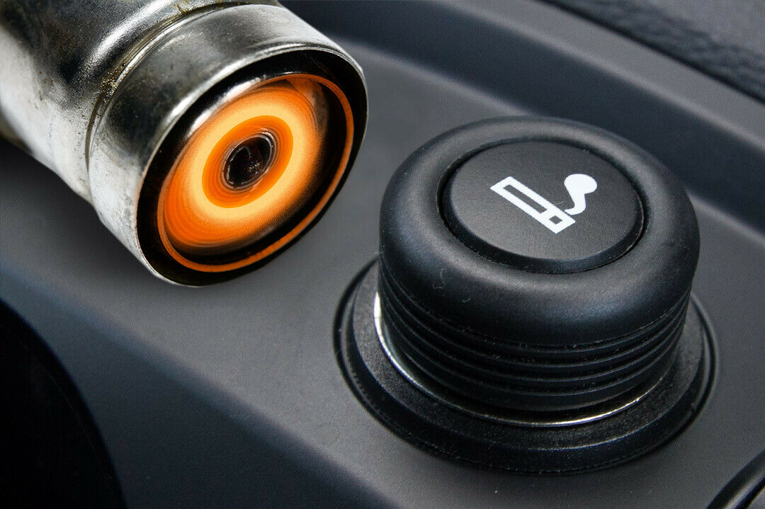Kaum noch genutzt: Ab 1925 hatte sich der Zigaretten-Anzünder einen festen Platz im Auto gesichert