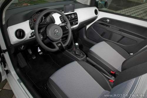 Vw-up-cockpit