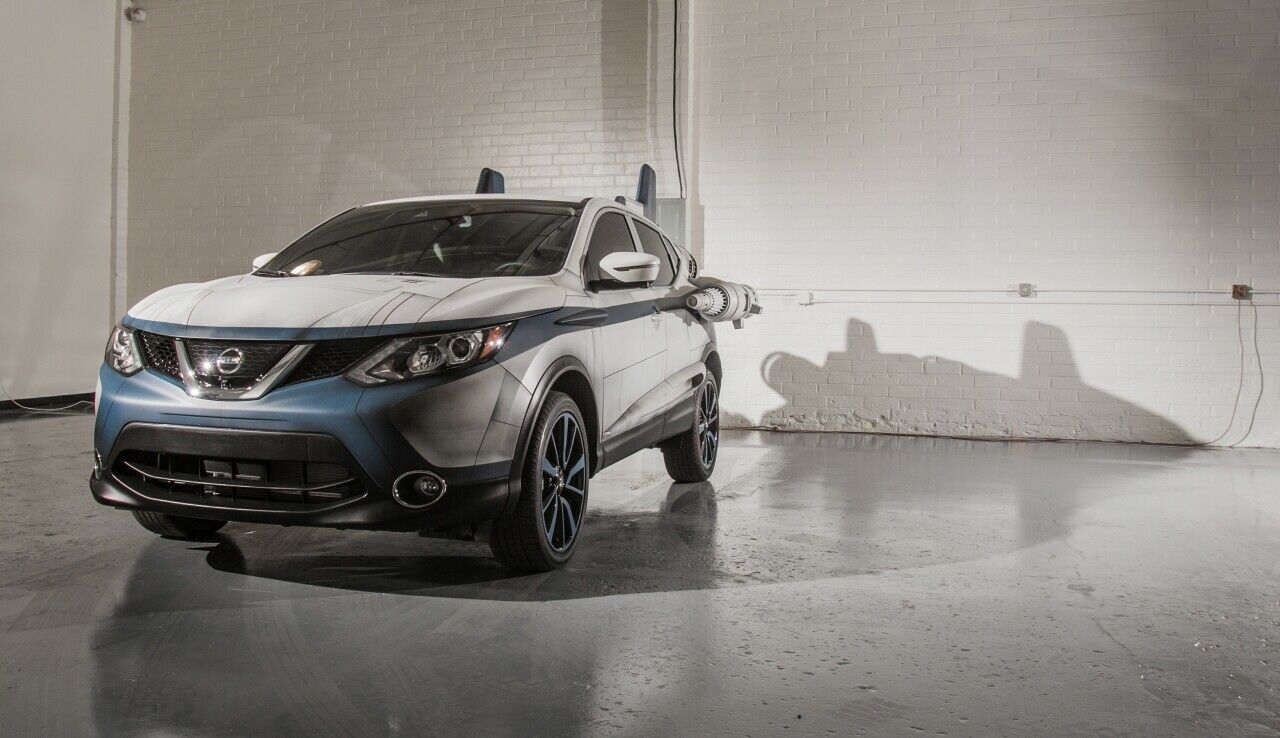 Nissan Rogue als A-Flügler: Mit Laserkanonen ...