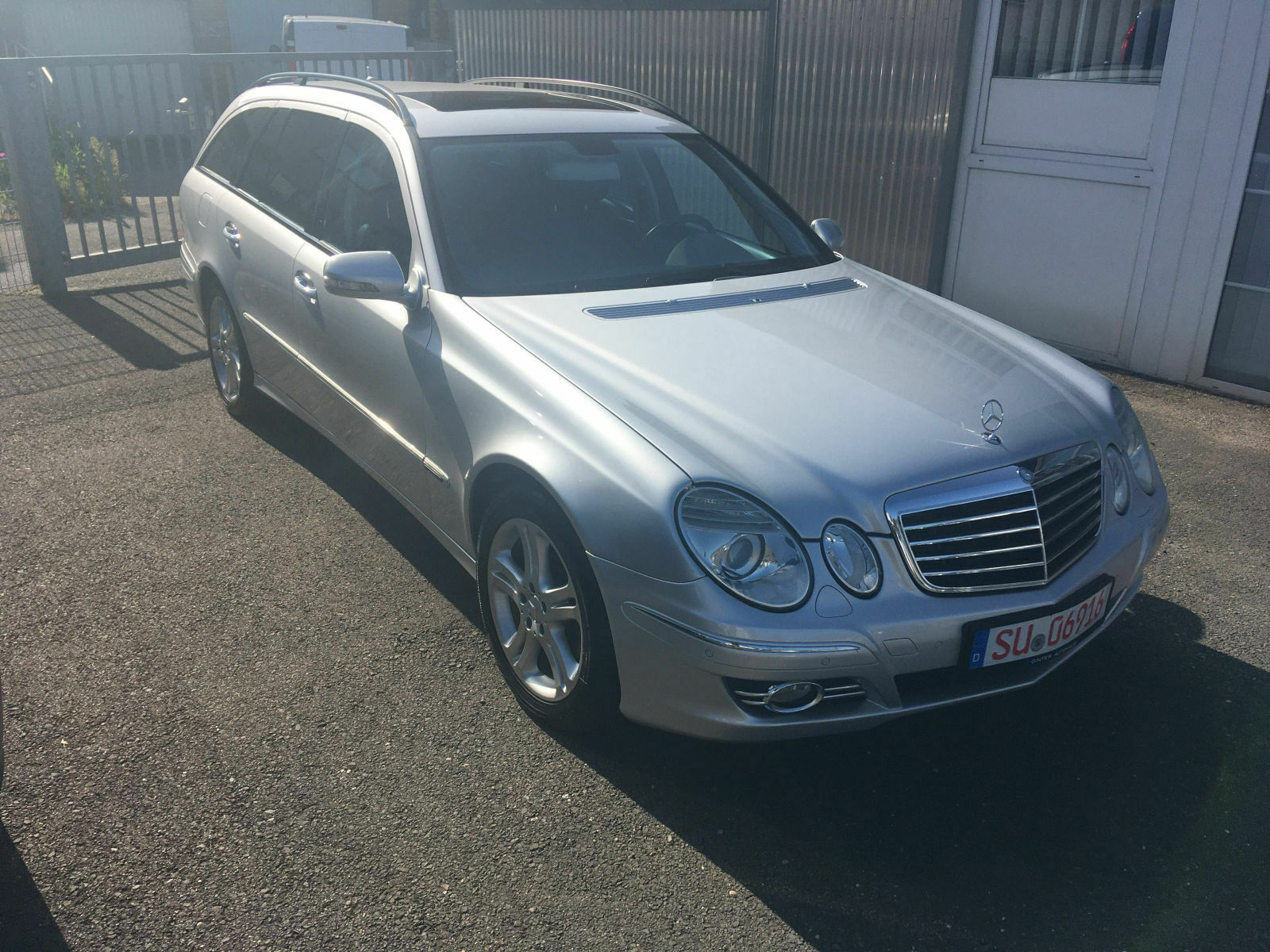 Ich hab's getan: S211 BJ 01/2009, 206.000 km mit Airmatic ADS