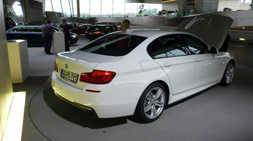 Bmw-welt-025