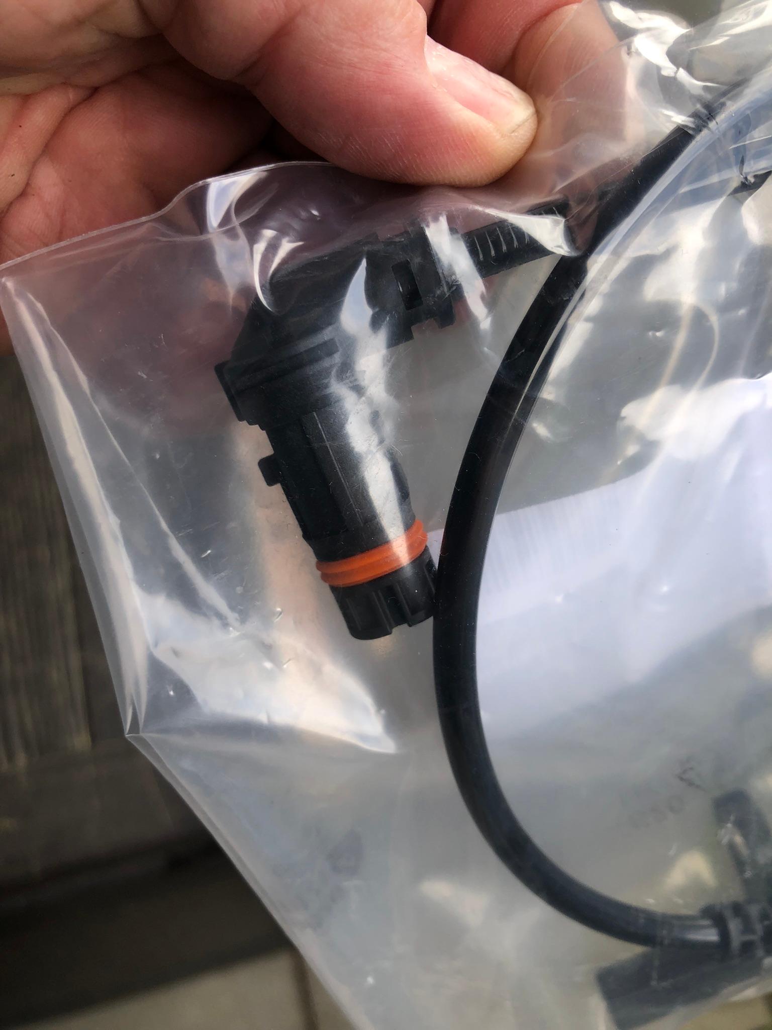 Frage zum Radsensor/ABS-Sensor vorne rechts beim S204
