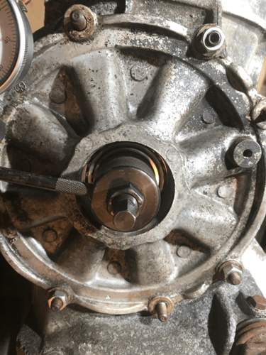 VW 382/3 montiert
