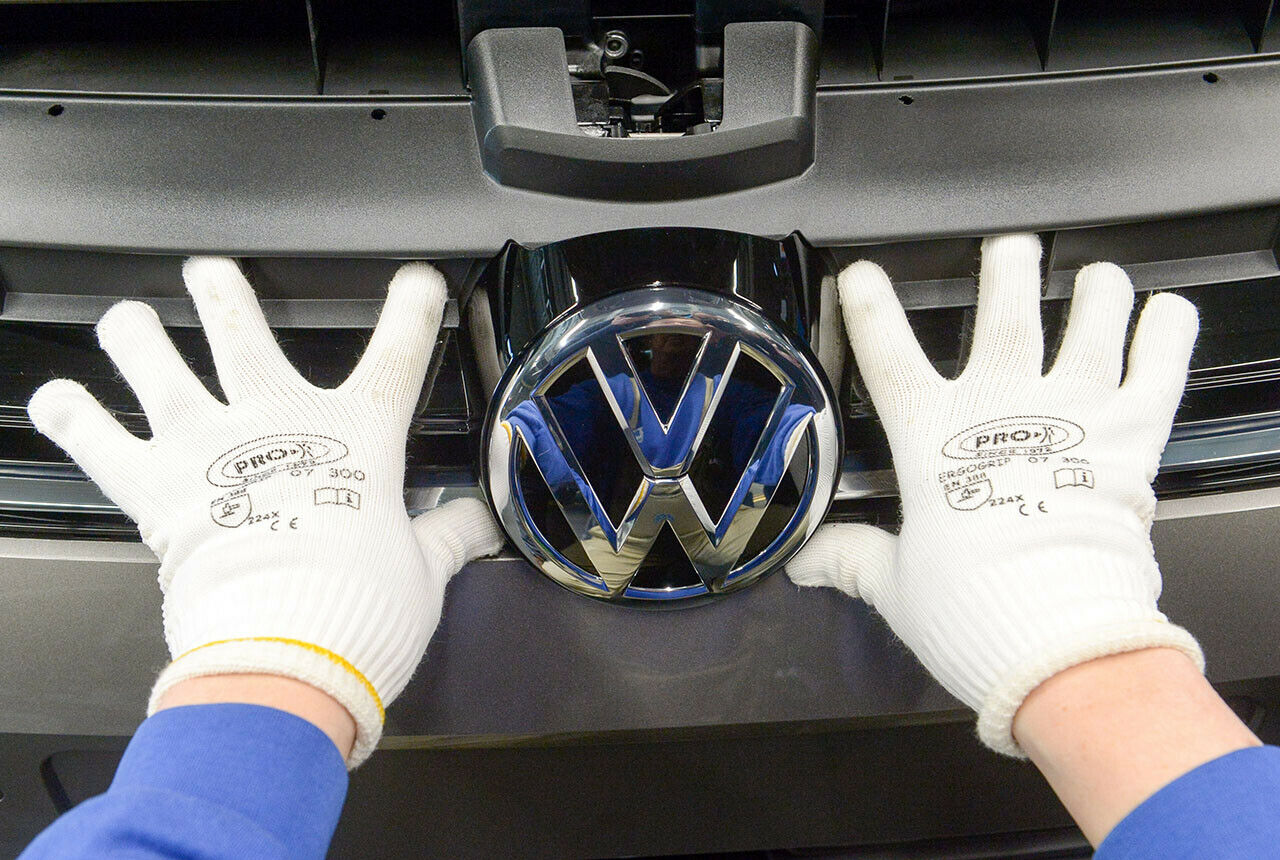 Die IG Metall will bei VW fünf Prozent mehr Geld für die Beschäftigten, doch die Arbeitgeberseite habe "nichts auf den Tisch gelegt"