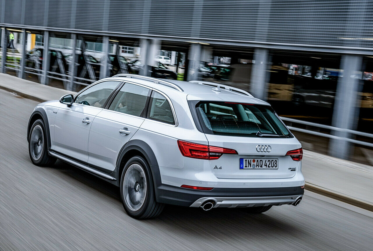 Audi A4 Allroad Quattro: Heckansicht