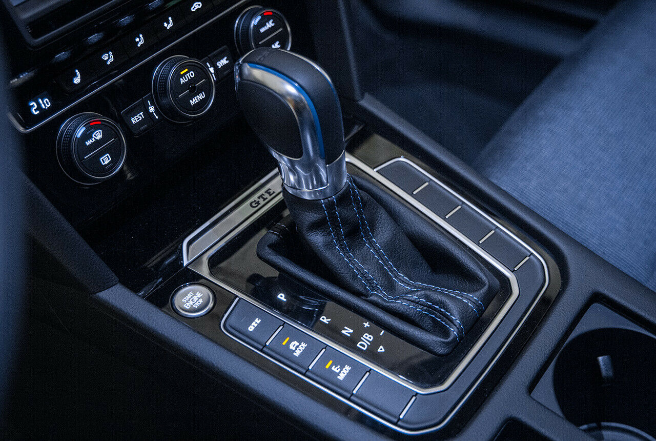 Das Sechsgang-DSG funktioniert in Verbindung mit dem E-Motor gut