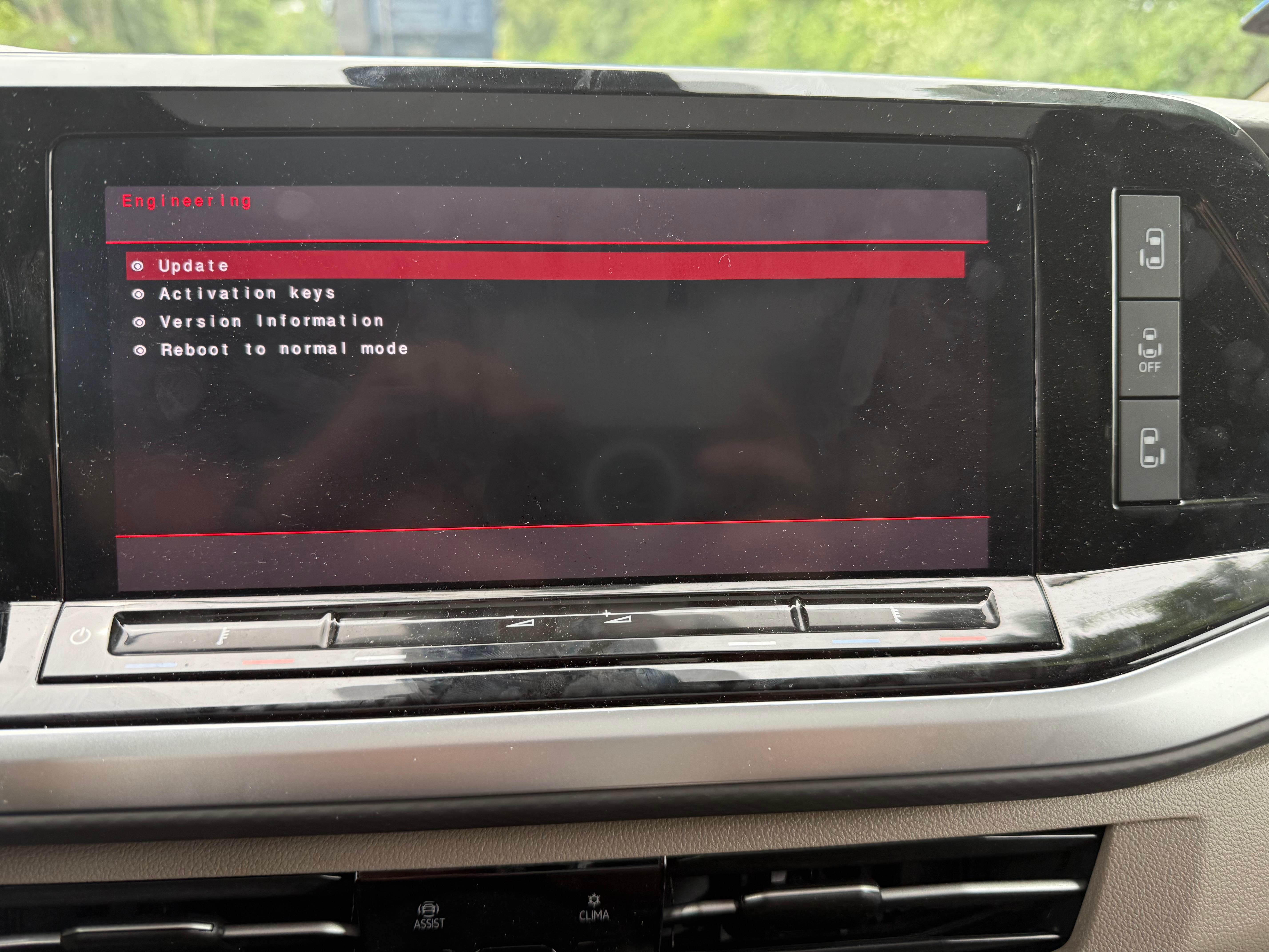 In Car Apps und Updates