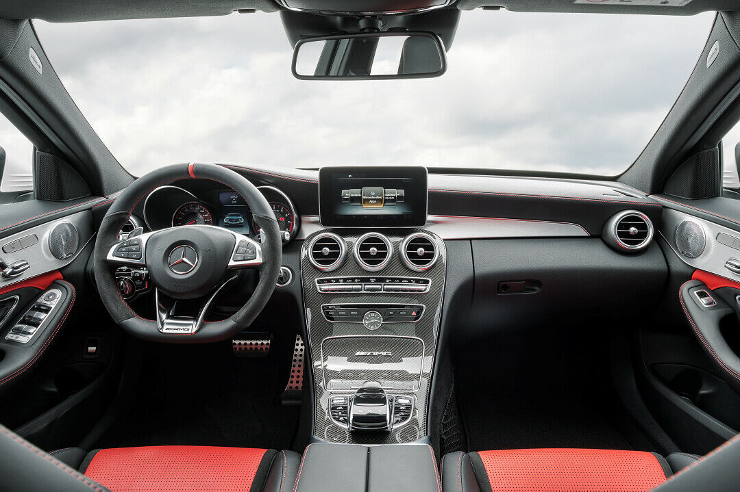 Der neue Mercedes-AMG C 63 - Cockpit