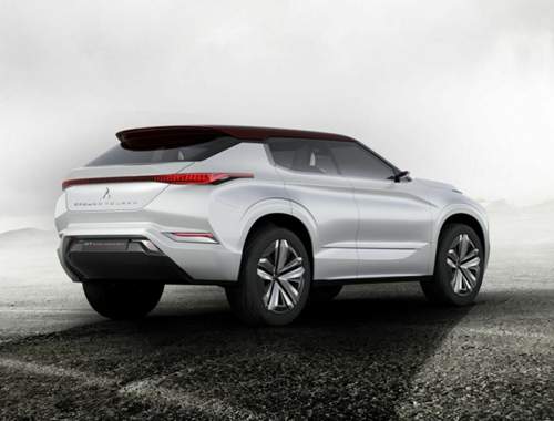GT steht bei Mitsubishi offenbar für "Ground Tourer": Heck  der GT PHEV-Studie