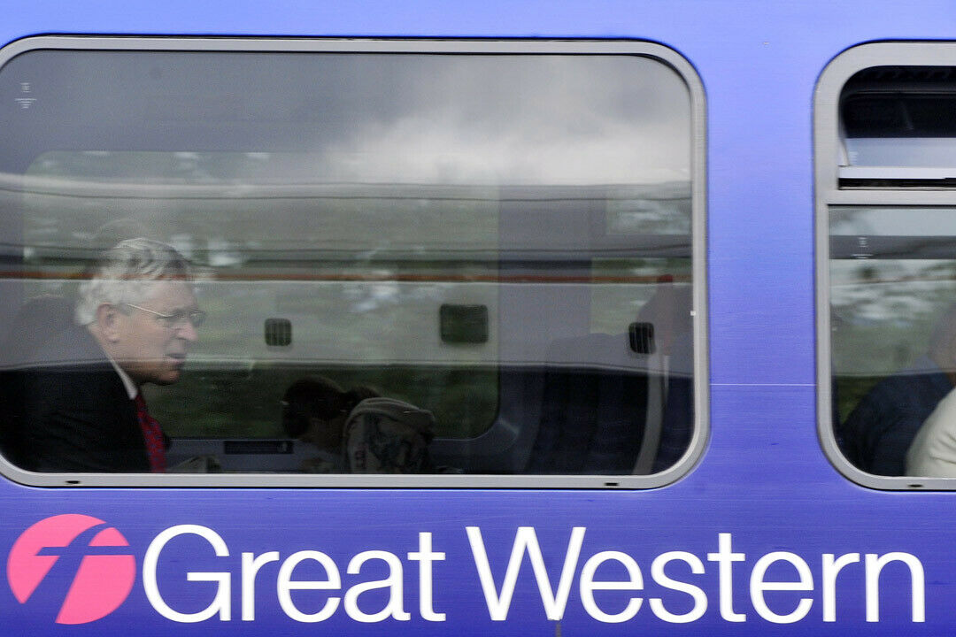 Der Zug von dem Betreiber First Great Western fuhr mit den Passagieren in die falsche Richtung