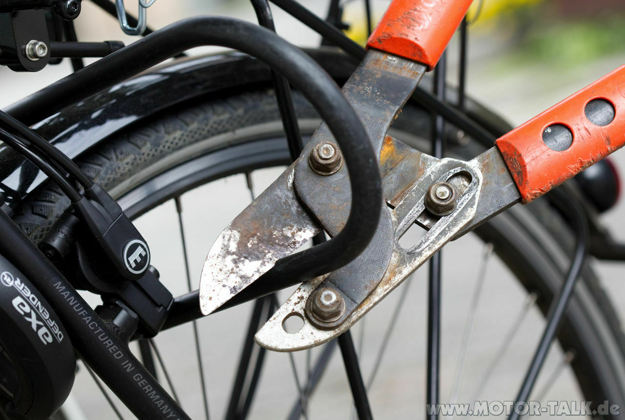 Viele Fahrraddiebstähle können nicht aufgeklärt werden. In Deutschland liegt die Erfolgsquote 2015 bei knapp neuen Prozent