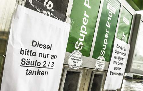 Derzeit sind die betroffenen Säulen außer Betrieb. Am Donnerstag soll wieder der richtige Sprit durch die Leitungen fließen