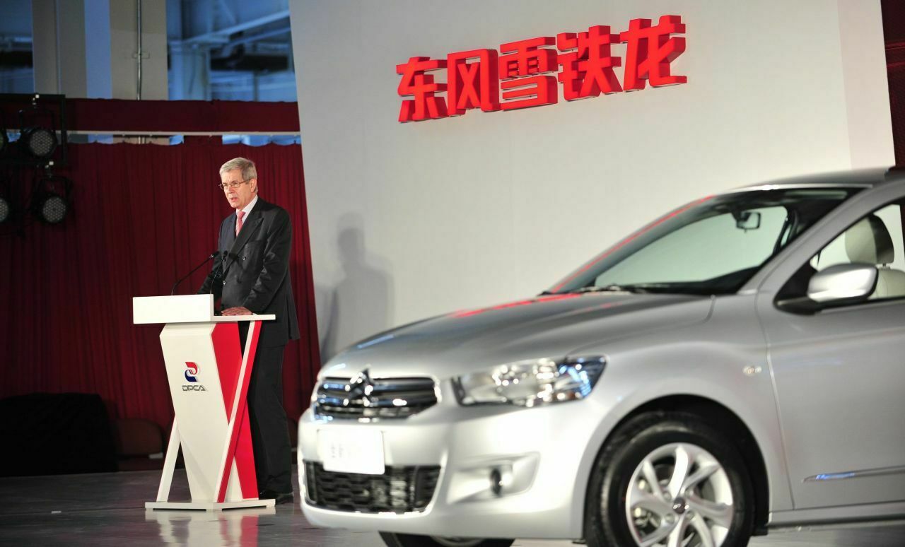 PSA-Chef Pilippe Varin in China, wo PSA kürzlich ein Werk für 300.000 Fahrzeuge im Jahr eröffnete. Das ist mehr, als der Konzern im abgelaufenen Halbjahr insgesamt in China verkaufte