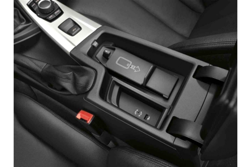 Bmw-wireless-charging-adapter-2c1