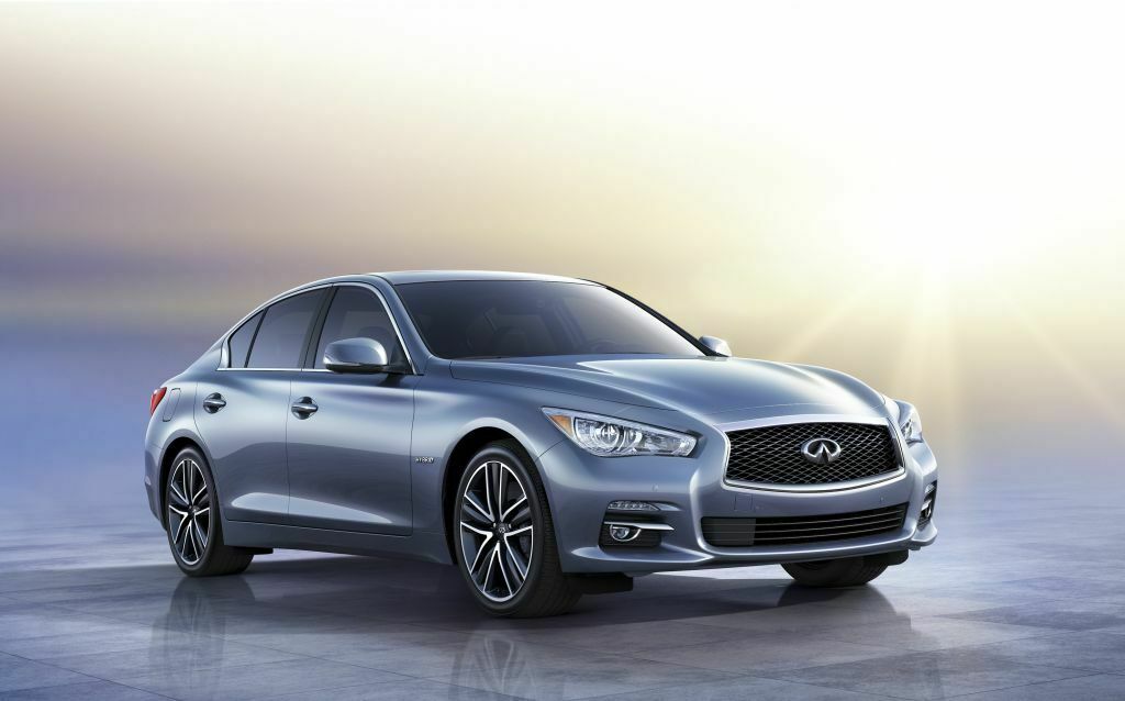 Das Design des Infiniti Q50 ist klassisch bis edel.