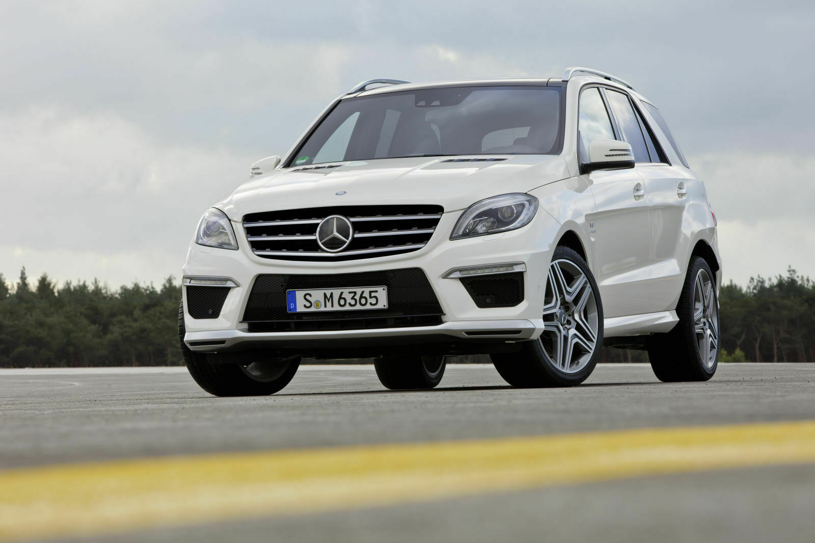 Info und Bilder zum neuen Mercedes-Benz ML 63 AMG