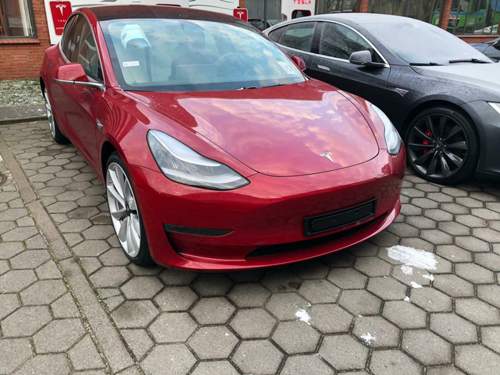 Model 3 Performance EU Modell (1)