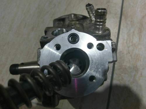 Pumpe mit Rollenstößel