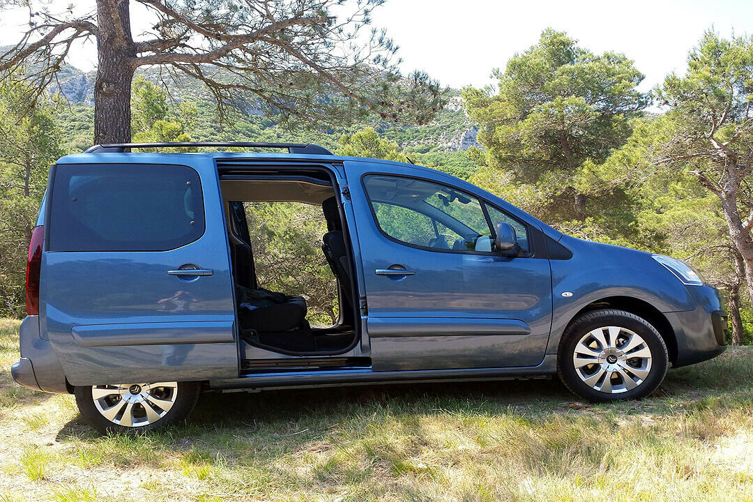 Der Kofferraum des Citroën Berlingo Multispace kann bei umgeklappter Rückbank bis zu 3.000 Liter fassen