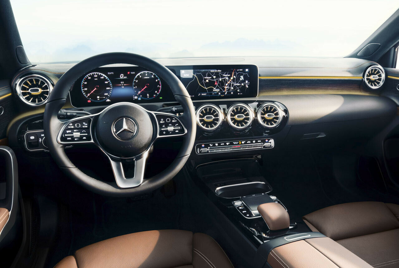 Mercedes A-Klasse W177: Die neue Generation lehnt sich im Innenraum stärker an die E-Klasse an als bisher