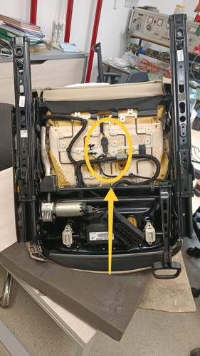 Heater connector