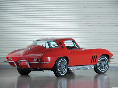 Chevrolet-corvette-c2-sting-ray