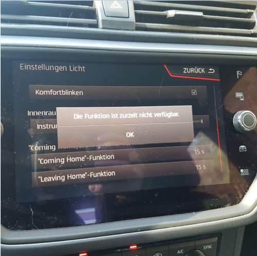 Arona 2020 mit einfachem Radio